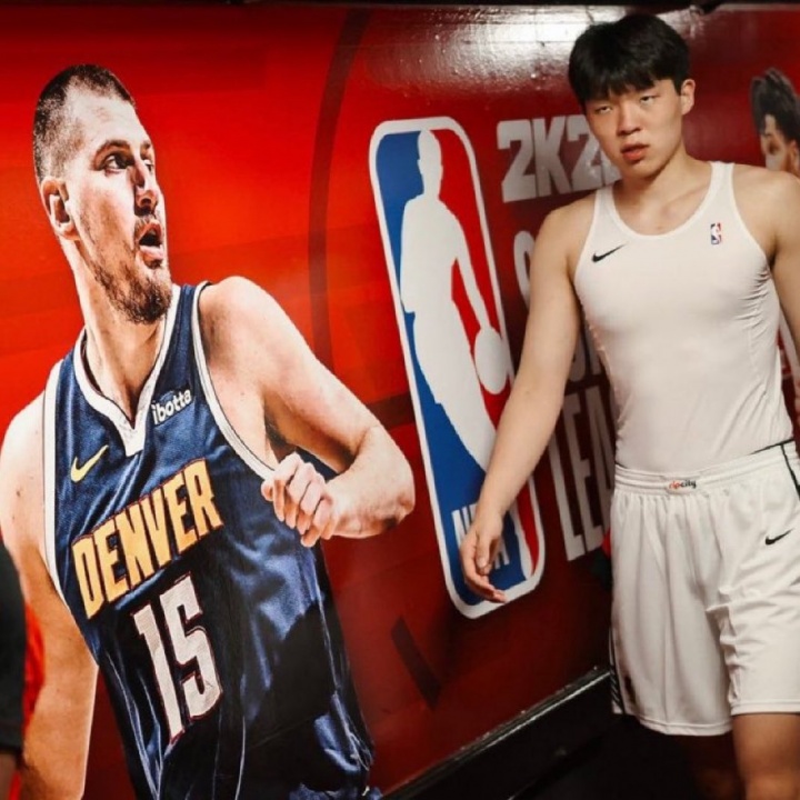 万博体育入口-TA排联盟前40大个子：约基奇独一档 文班居次席 杨瀚森25 艾顿30