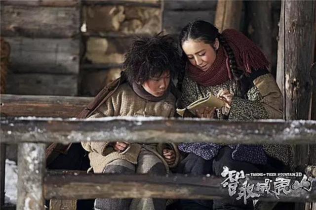 万博体育登陆-【冬奥·人物】为了北京冬奥 苏翊鸣从片场回到雪场