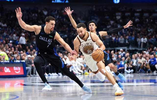 万博体育登陆-库里爆砍38分率队输球，从巴特勒受伤那一刻起，勇士本赛季已结束