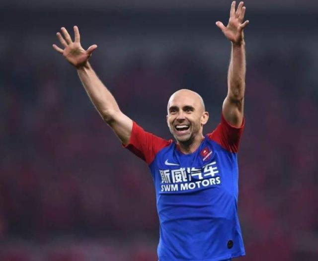 万博体育-中国通马季奇都服气！ 阿德里安成首位中超4队外援