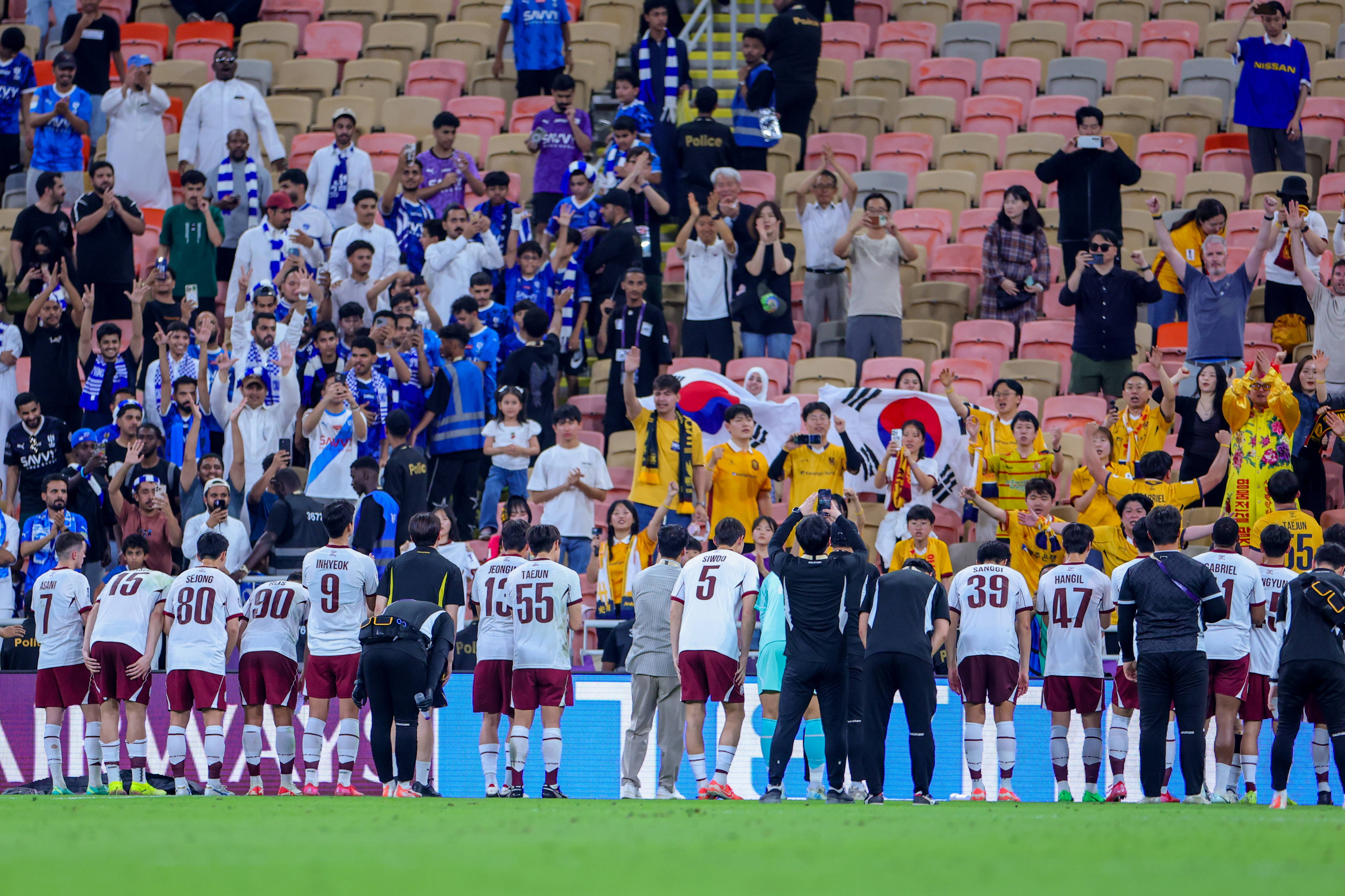 1亿韩元=进职业？韩媒：光州FC被指控向青训球员家长索取高额费用